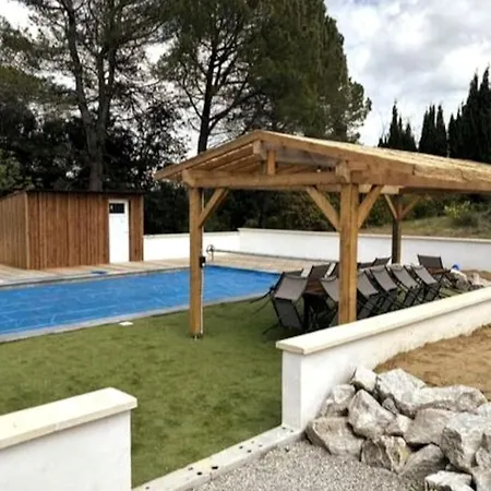 Jolie Avec Piscine Chauffee